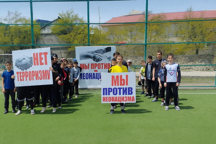 Соревнования по футболу и уроки сплочённости.